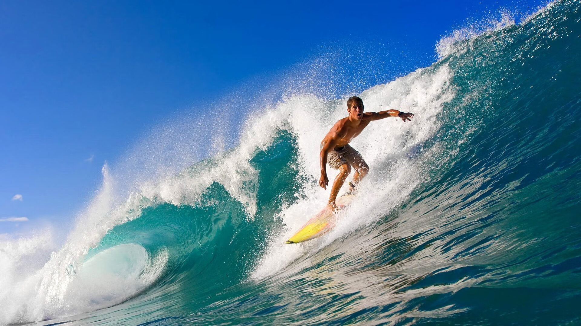 英超激烈争夺，精彩瞬间连续不断让人目不暇接，英超 激烈